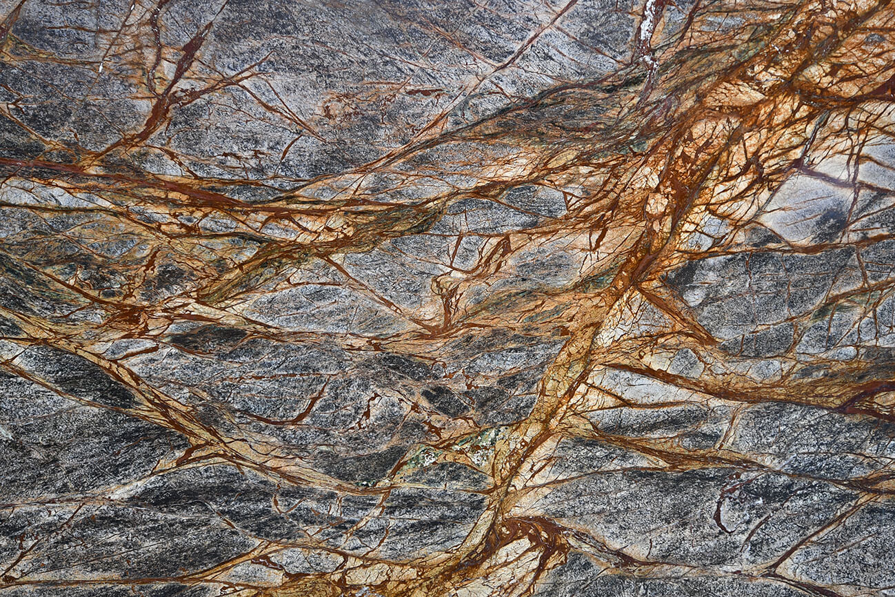 Fan Brown Serpentinit